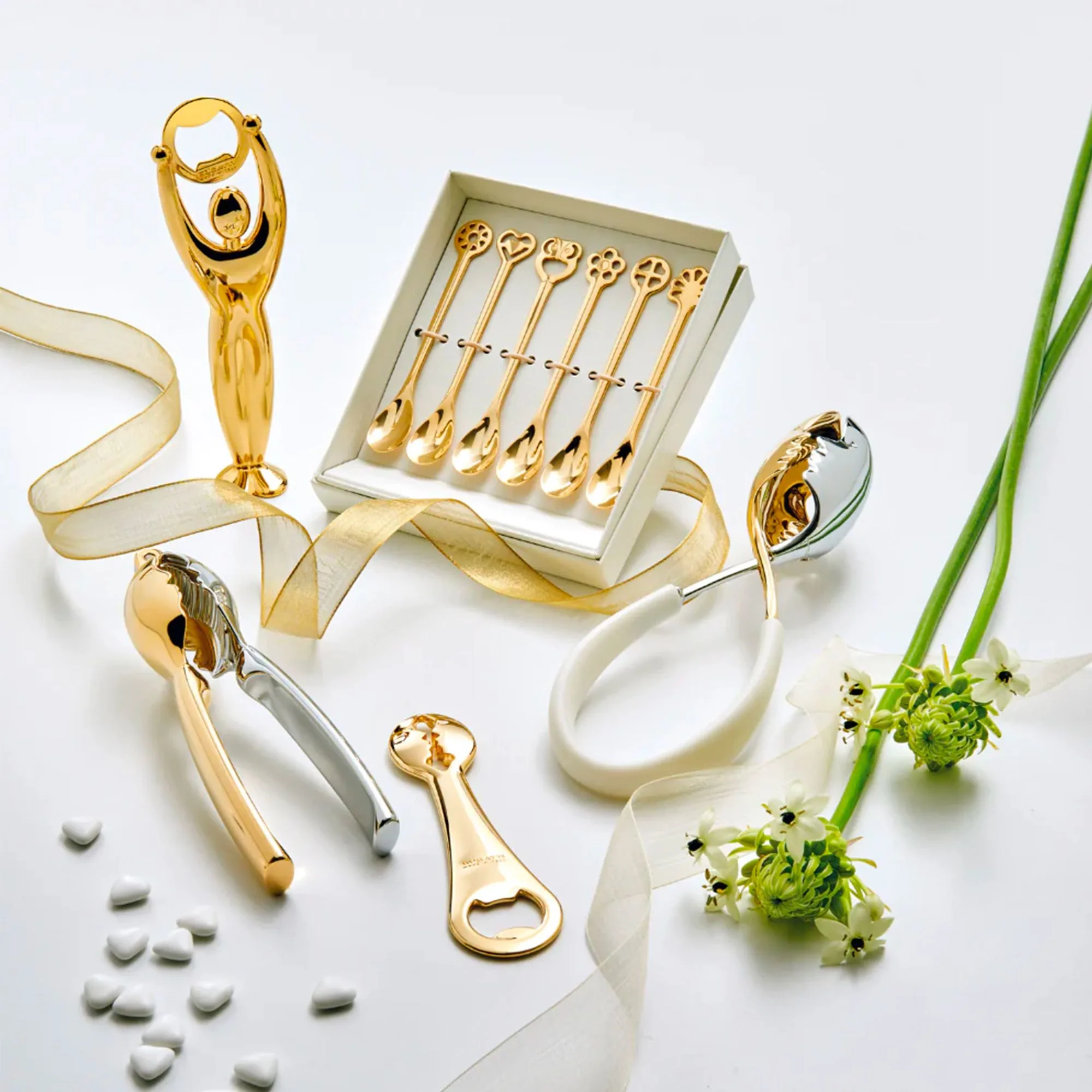 Kiss Salad Tongs 28cm White/Gold Kitchen Warehouse™